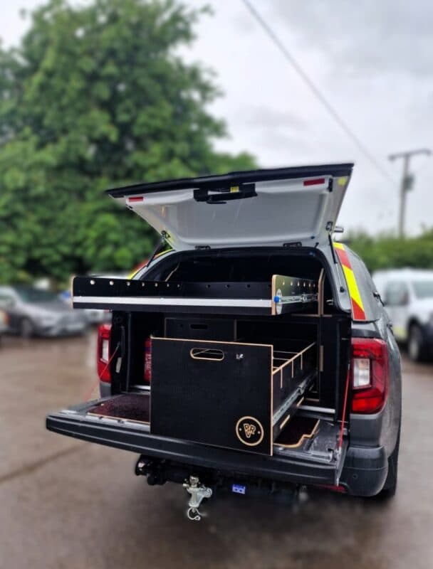 Heavy-Duty Drawer System for Pick-Up Trucks