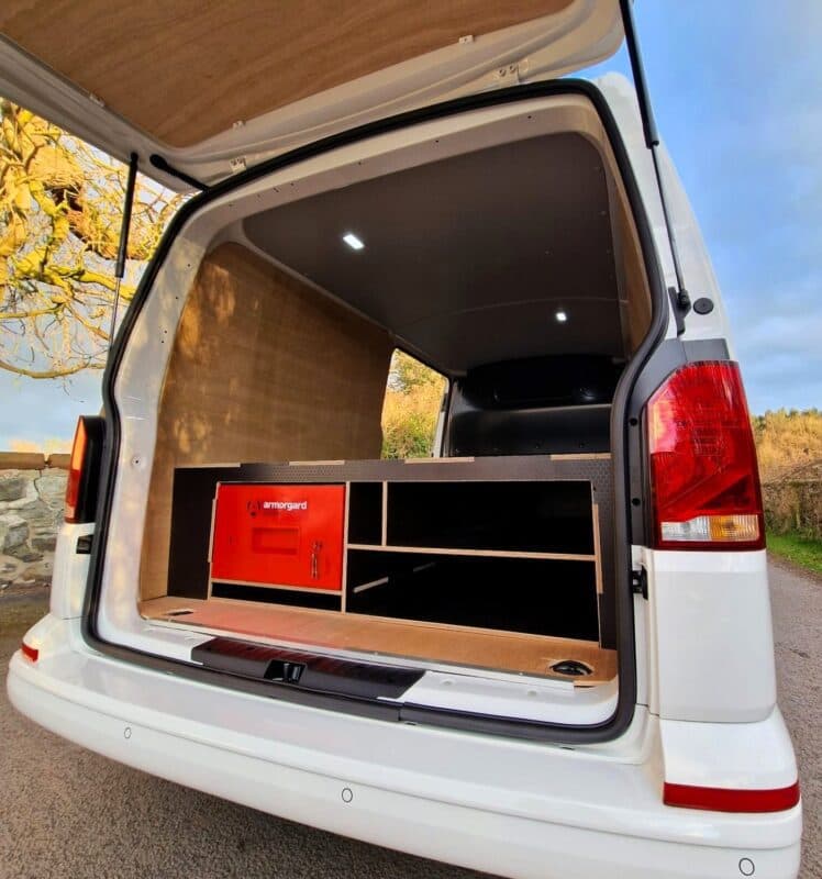 Raised Floor with Smart Storage — image 1